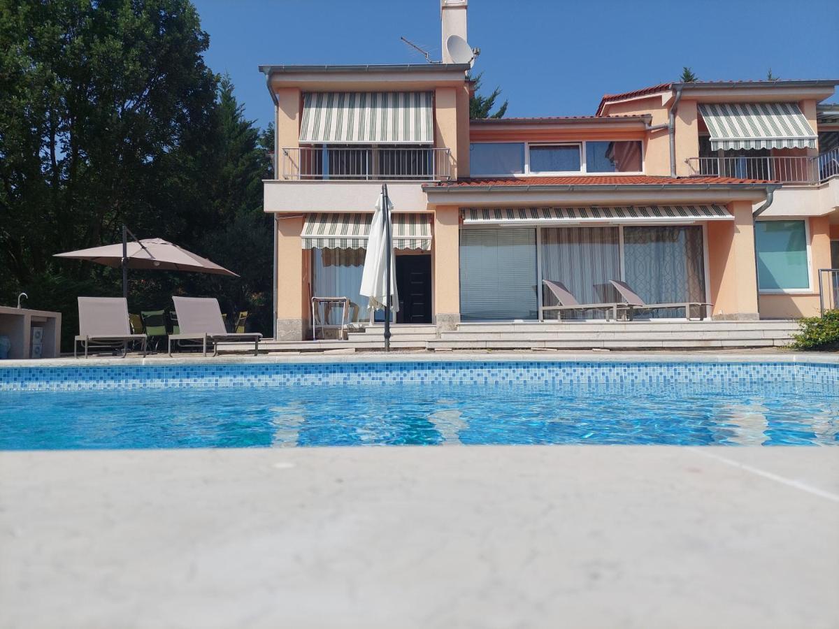 Apartments In Villa Azra Рієка Екстер'єр фото