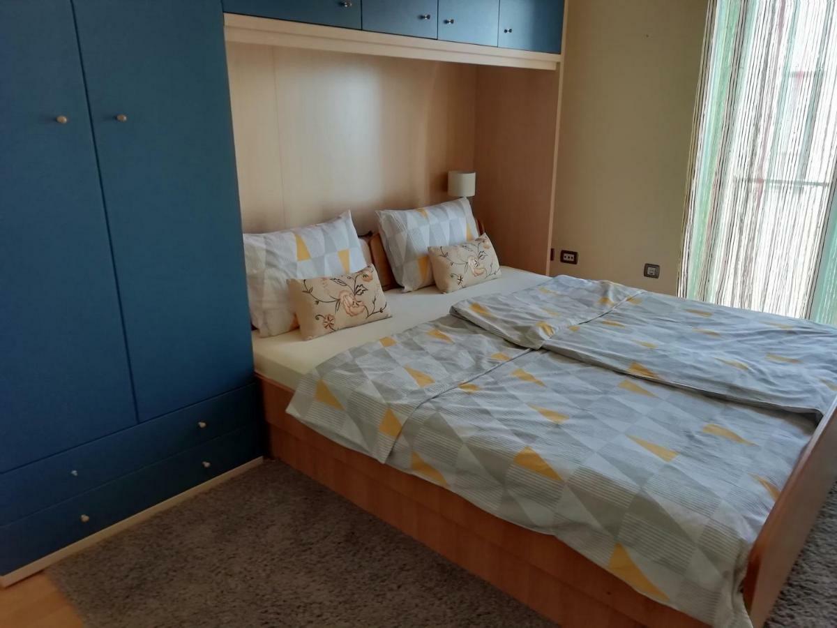 Apartments In Villa Azra Рієка Екстер'єр фото
